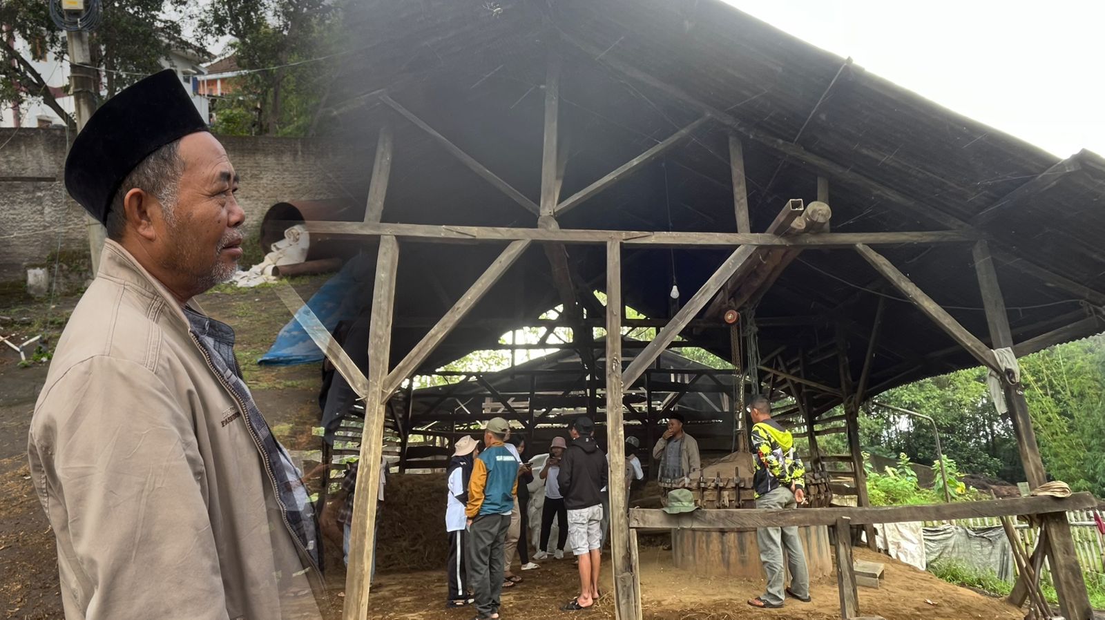 lokasi penyulingan akar wangi sukamukti
